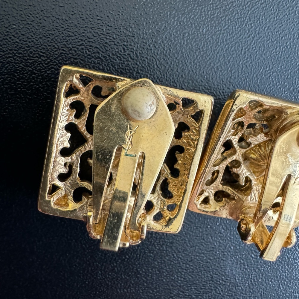 Authentic 18K gold plated Yves Saint Laurent vintage clip on earrings - Picture 6 of 13